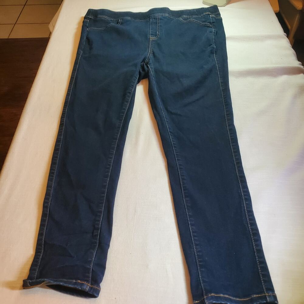Torrid Womens Size 2R 2 Regular Super Soft Lean Jeans Dark Wash Denim Pants